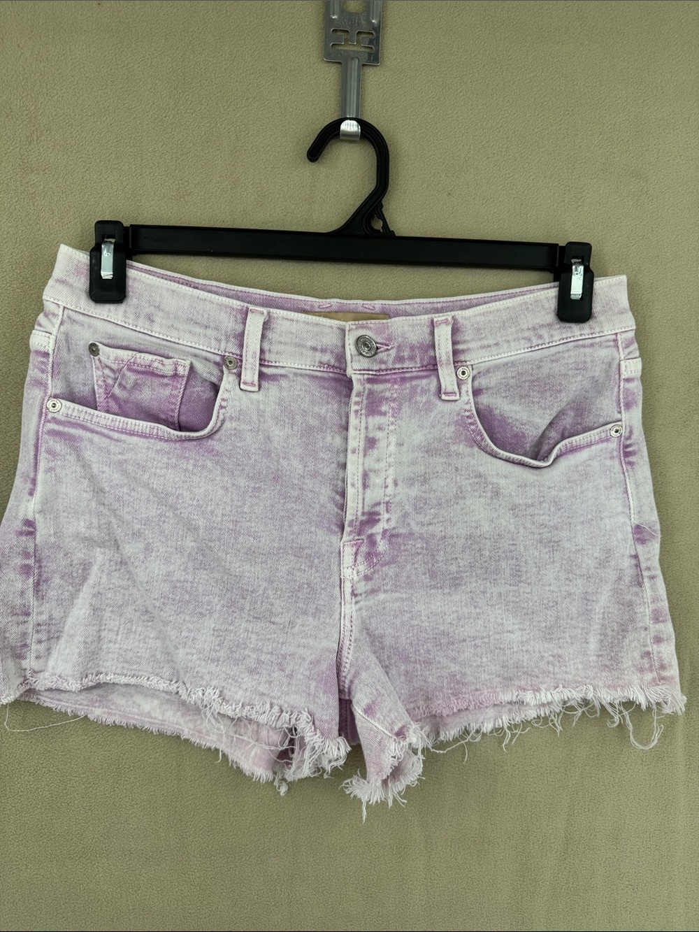 7 For All Mankind Women's Monroe Cuttoff Short Pink